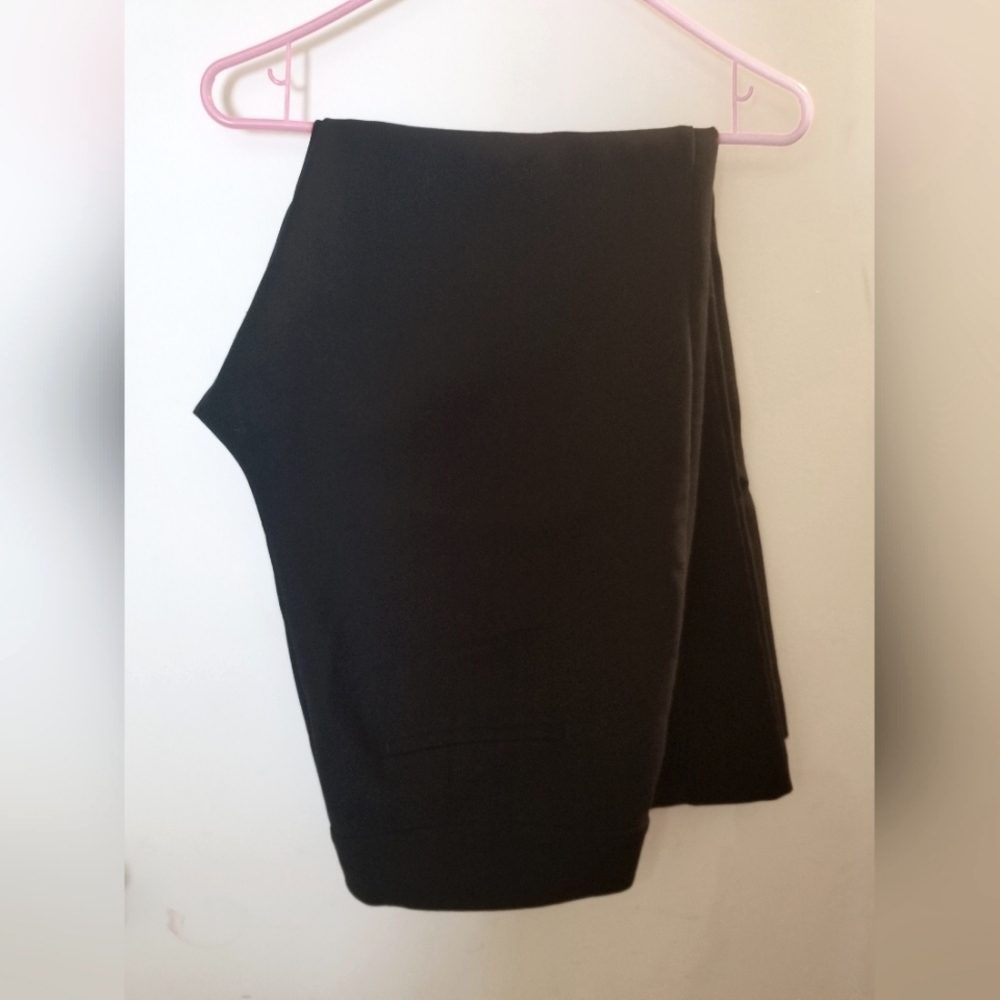 Ann Taylor - Classic Black Dress Pants